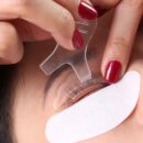 Perfect Lashes at Home in Just 10 Minutes!